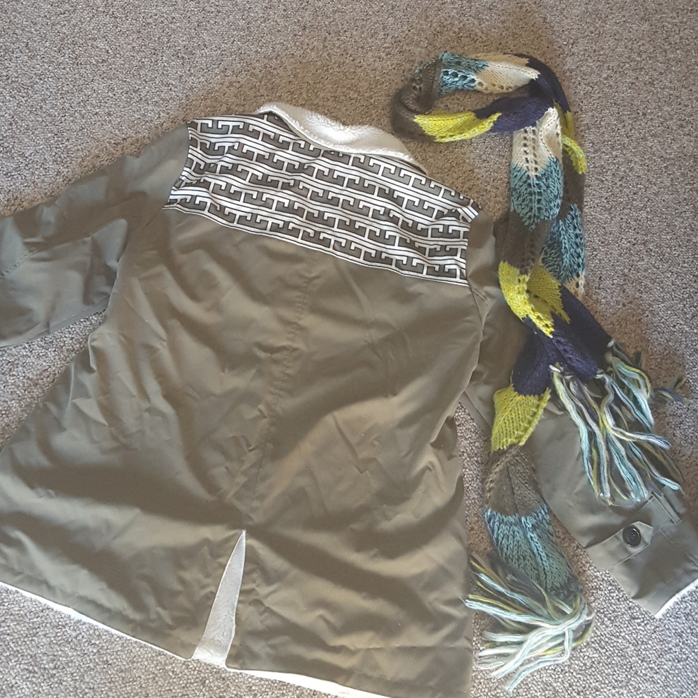 Lightweight Fall / Spring Jacket - Picture 2 of 3